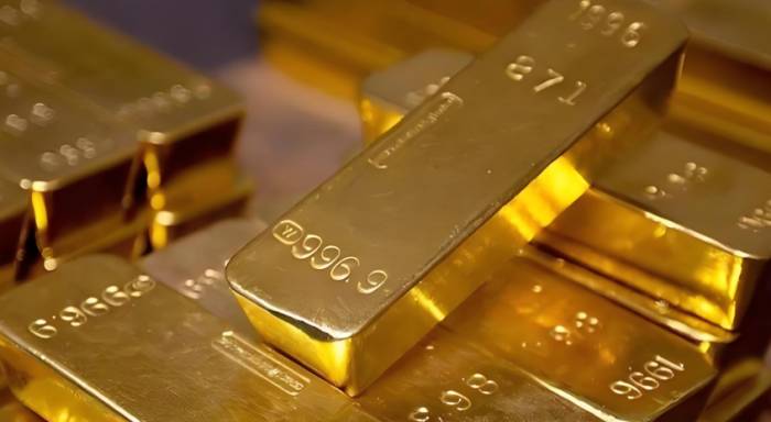 Gold approaches historic high on October 17th